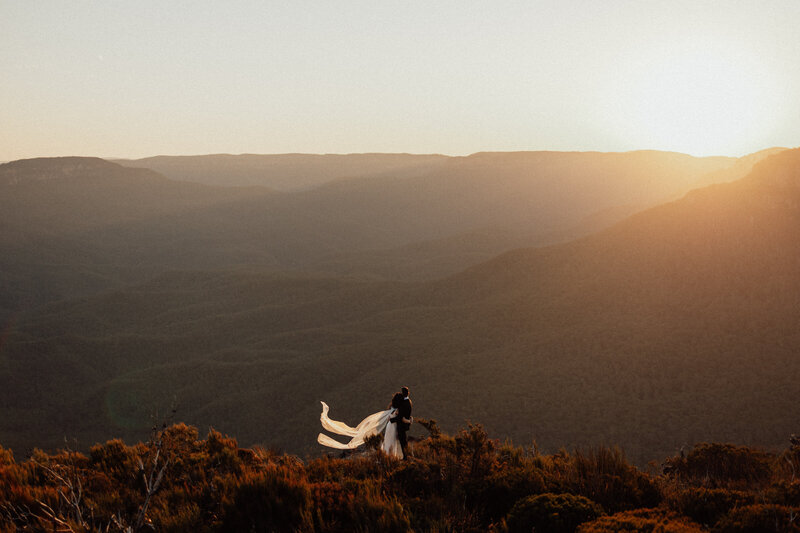 blue-mountains-elopement-photographer-lincolns-rock-elopement-blue-mountains-46