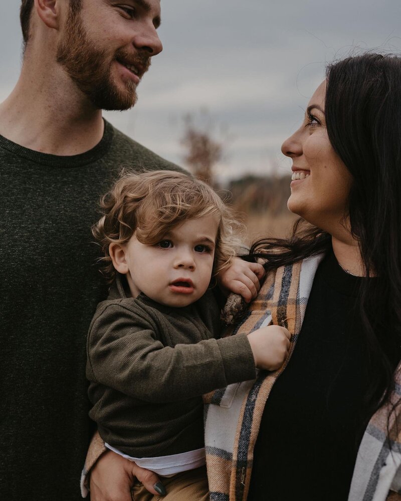 kelsey-cuervo-family-portrait-virginia