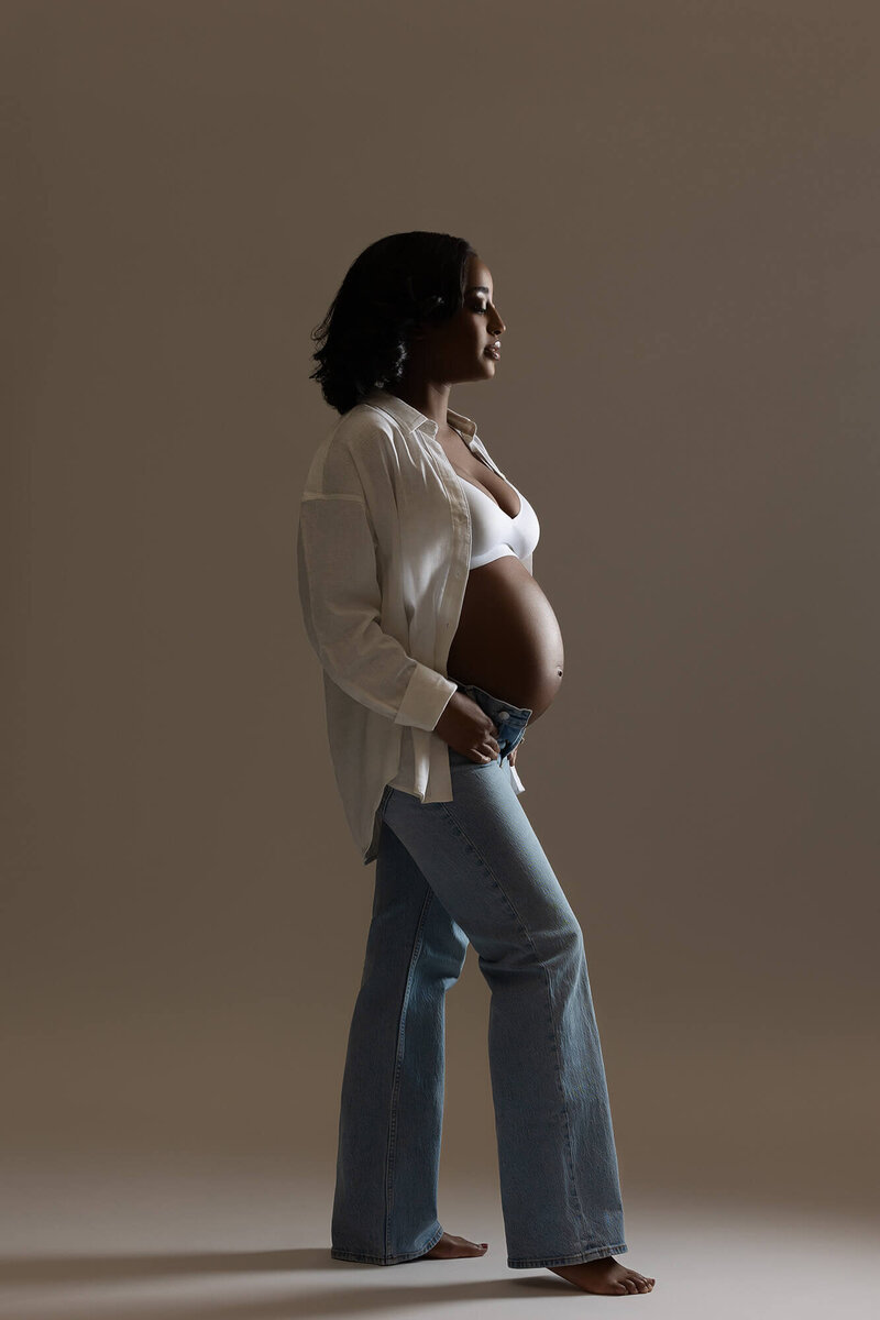best maternity photographer near me Baltimore, best Washington DC maternity photographer, maternity photoshoot, Maryland maternity portrait studio 3343