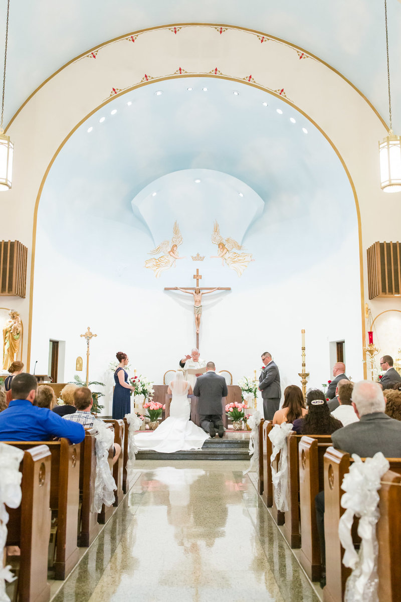 Classic-spring-St- Francis-church-tornto-ohio-wedding-13