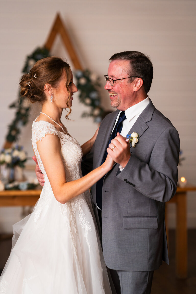 bloom-meadows-berkshire-wedding-photography-79