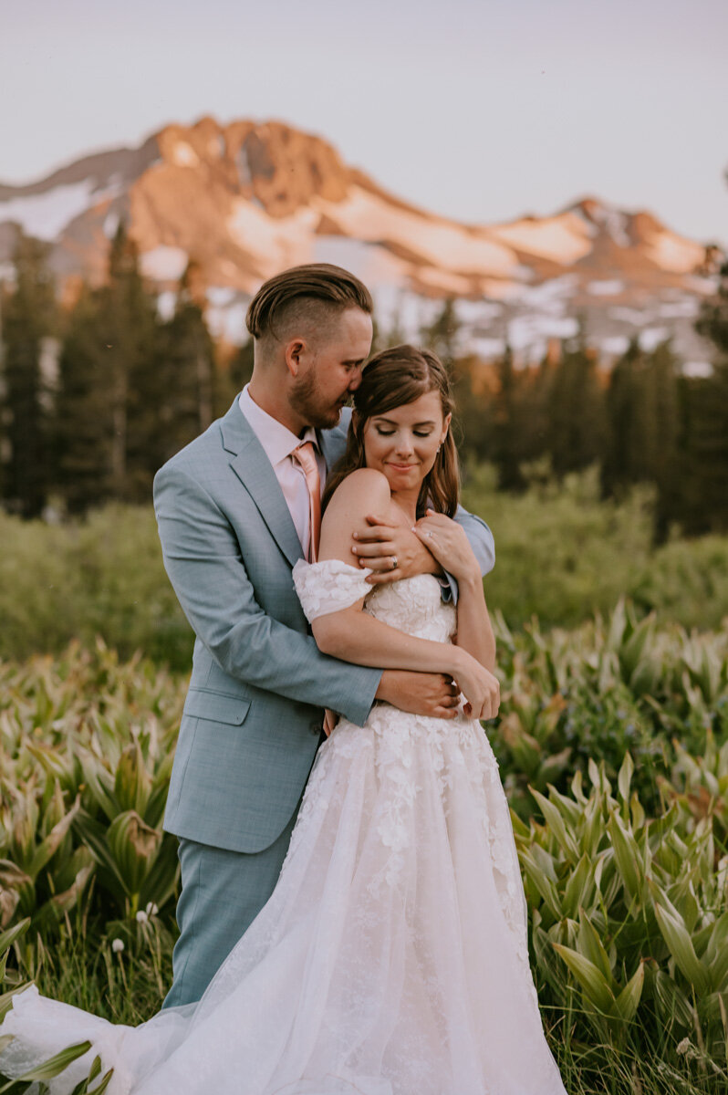 destination-elopement-photographer-12