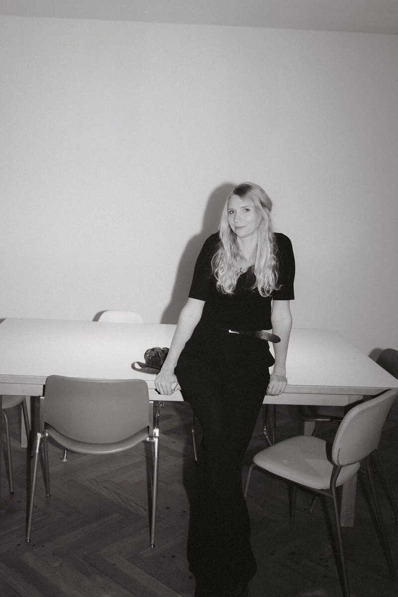 kirstin hauk portrait in studio