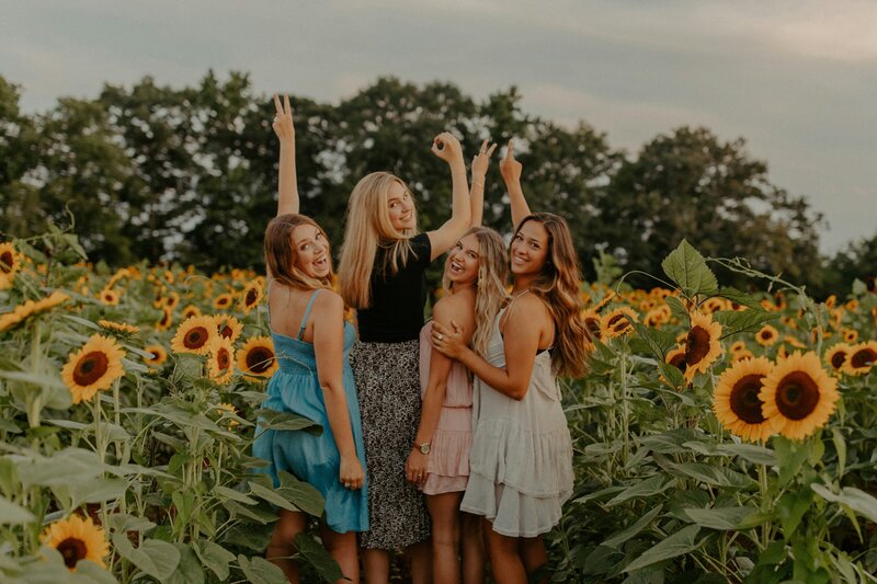 hannah-busing-q4n2PaFTmPQ-unsplash