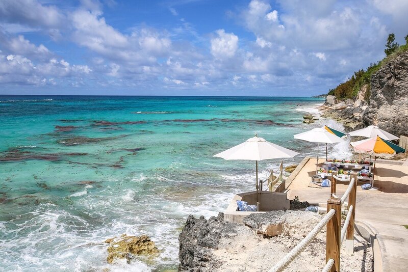 Beach cliffside lounge furniture