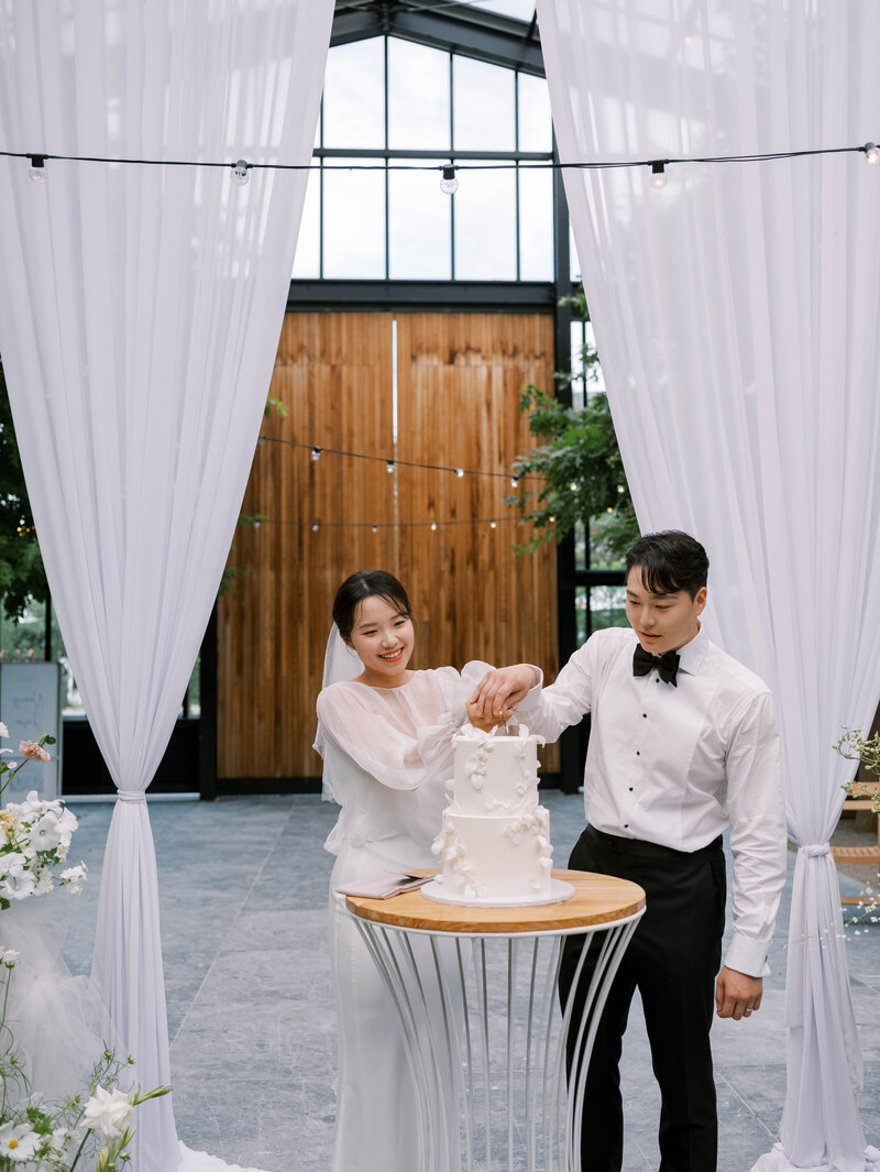 New Zealand Luxury Garden Wedding by Fine Art Film Destination Wedding Photographer Sheri McMahon-89