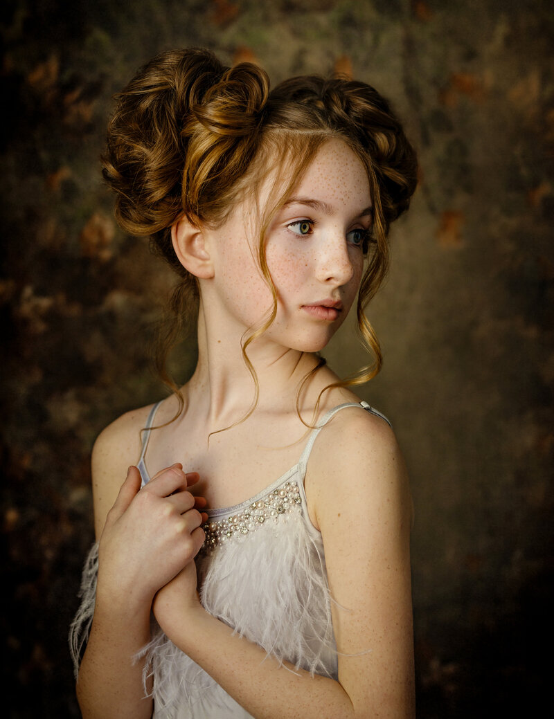 Eau-Claire-Wisconsin-Eliza-Porter-Photography-Portraits-Fine-Art-girl_hair__DSC2507