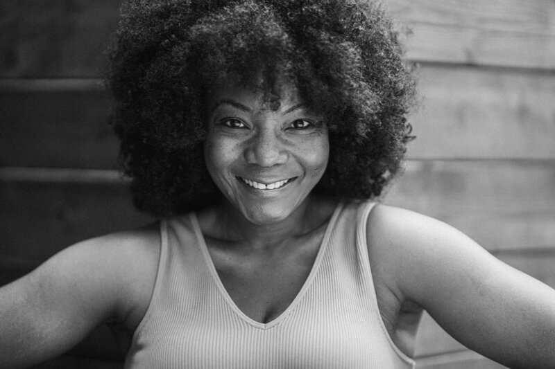 artistic-black-and-white-female-portrait3