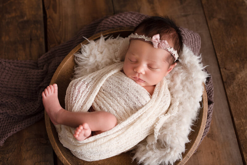 Ripon Wisconsin Newborn photo in studio sleeping rustic | Glory Be Photography by Tara Bos