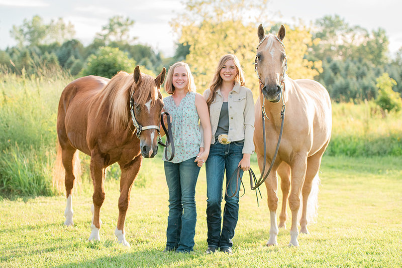 sister and horses photography session