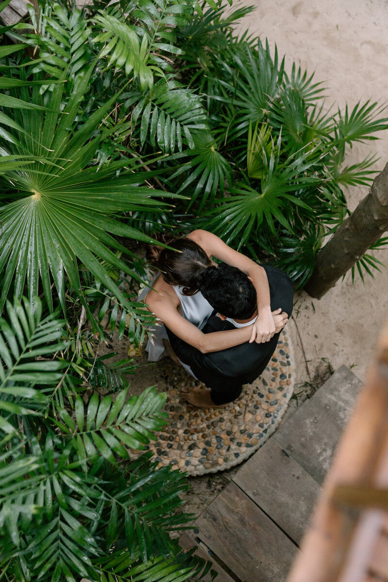 An image of luxury bridal details for an intimate wedding in St. Louis, MO.