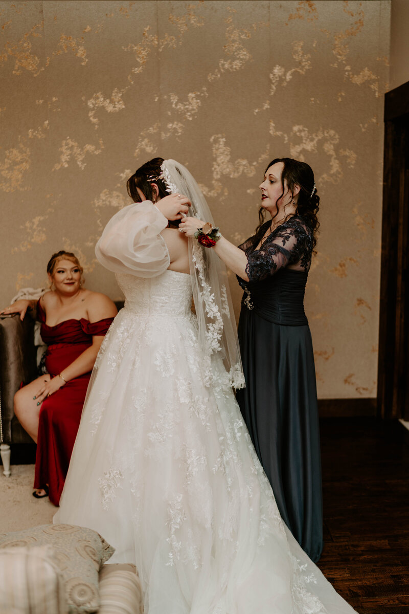 Blackstone_Rivers_Ranch_Fall_Micro_Wedding_Idaho_Springs_Colorado-62