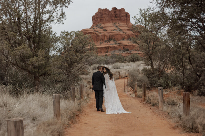 A beautiful modern boho elopement in Sedona
