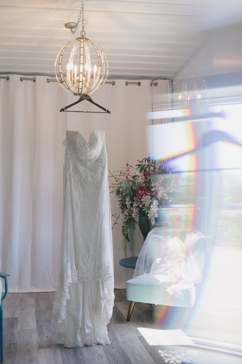 Timeless Tales Creatives - Fine Art Edmonton Wedding Photos at Tangled Roots Wedding Venue (7)