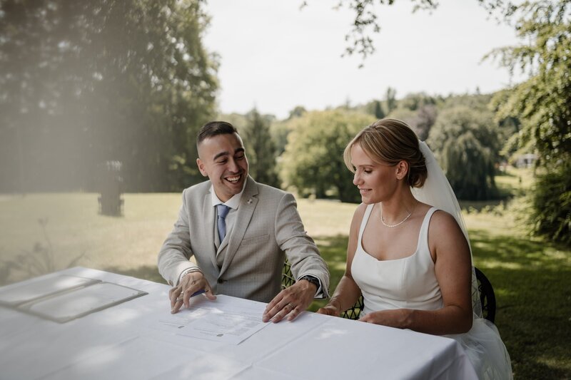 intieme bruiloft, trouwfotograaf oldenzaal, trouwfotograaf twente, bruidsfotograaf oldenzaal, bruiloft fotografie overijssel, BEAU À BO