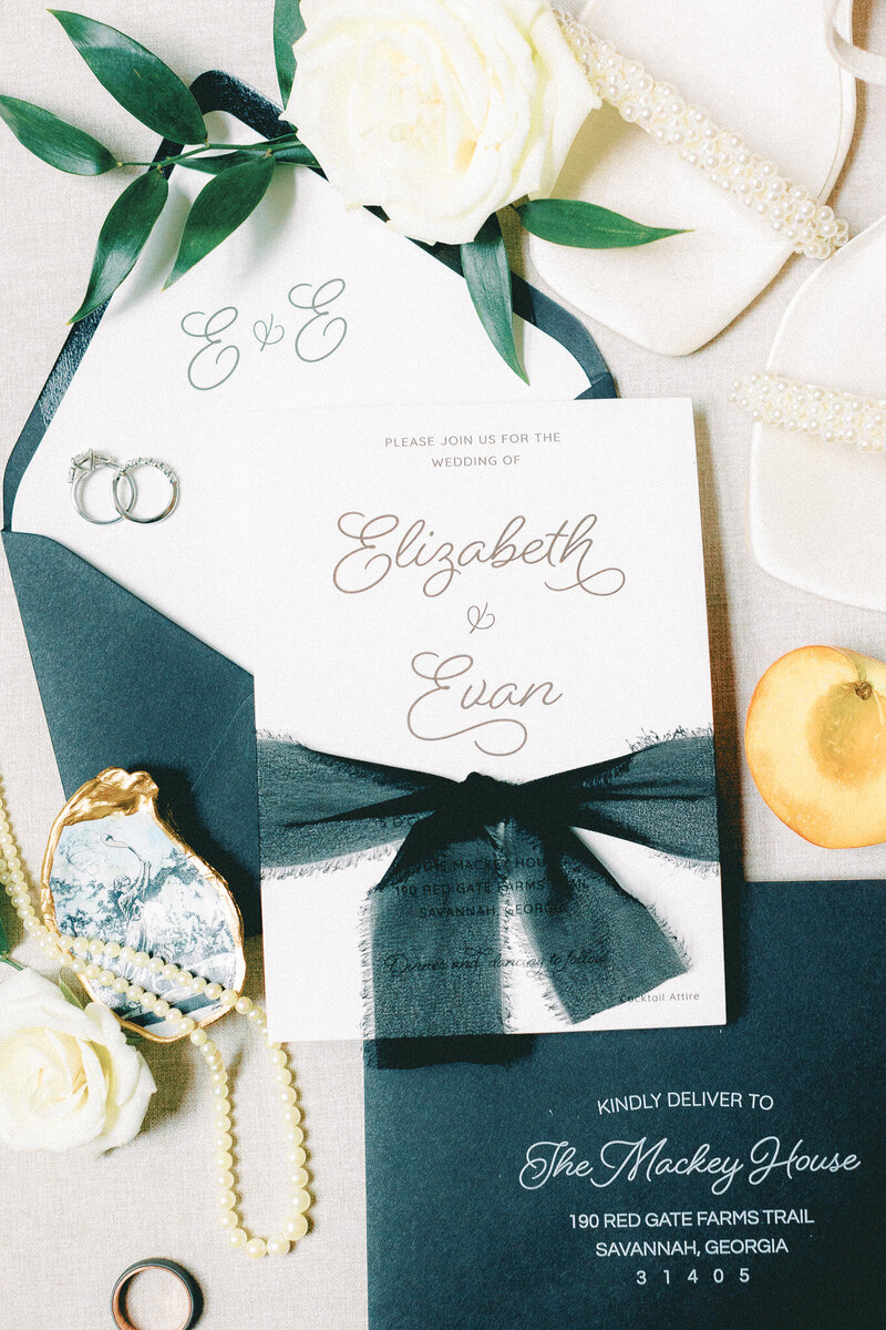 Black-and-White-Savannah-Invitations