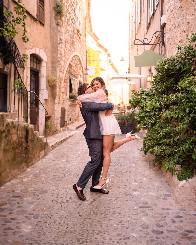 vence_couple_photoshoot_engagement_photographer