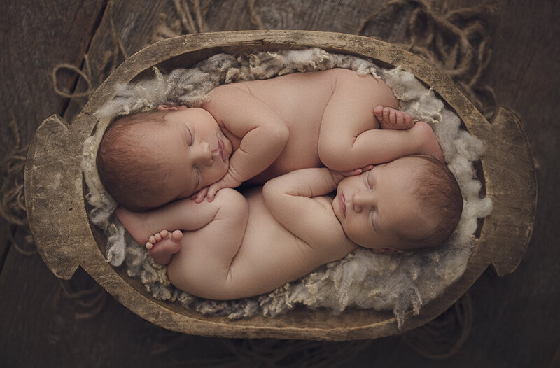 tweeling-newbornshoot-captured-by-eef-twins