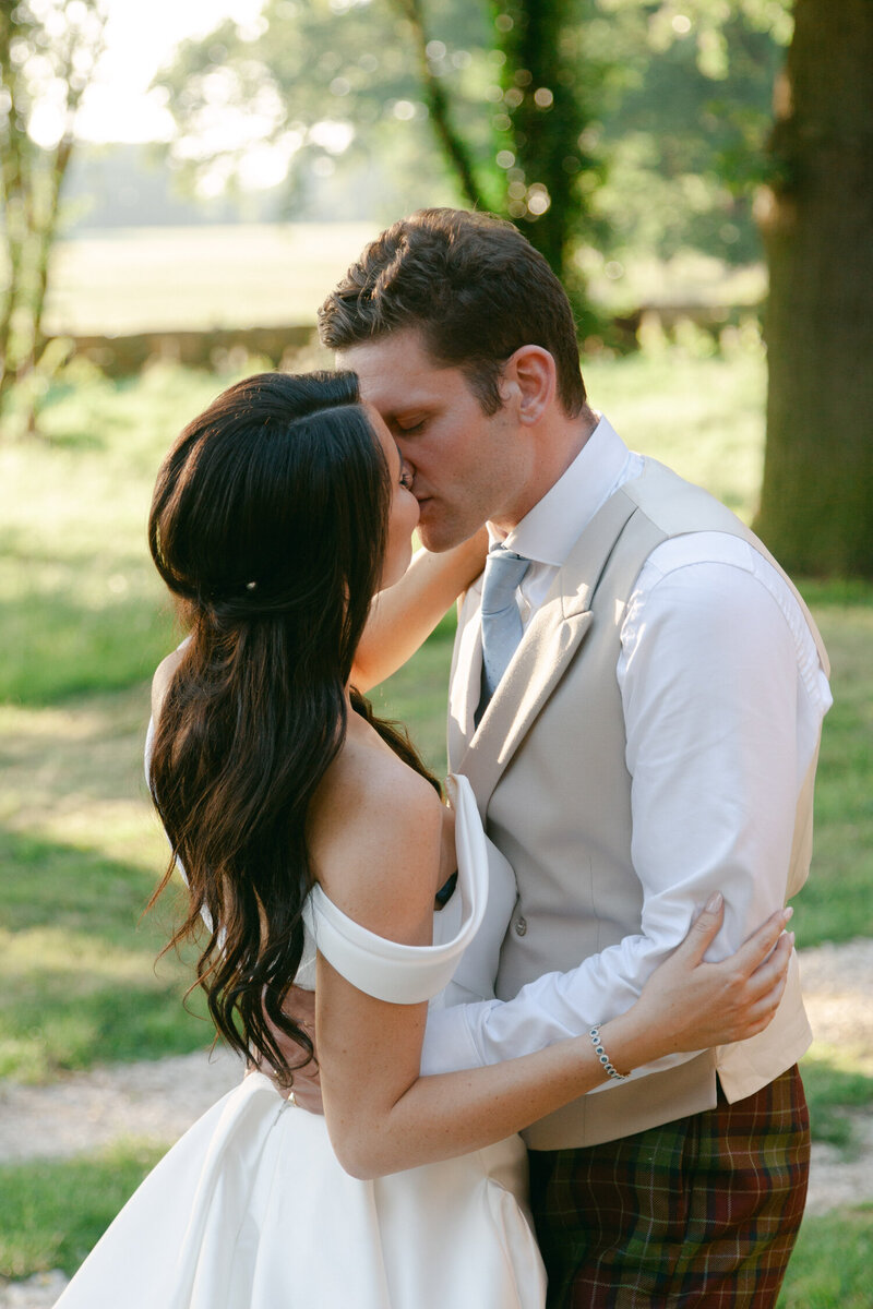 Editorial-Wedding-Photographer-Cotswolds-1-46