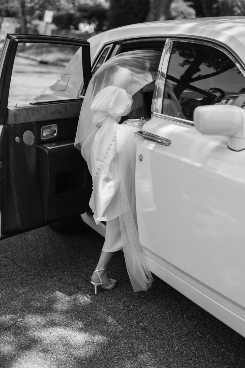 NYC NJ Wedding Photographer-Montclair Art Museum-Childhood Home Bride-Kate Neal Photography