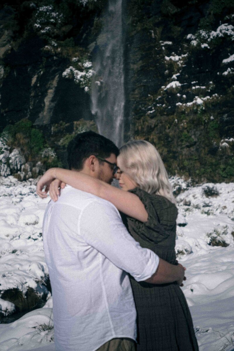 nz-queenstown-engagement-shoot-sydney-sakura-studio-5