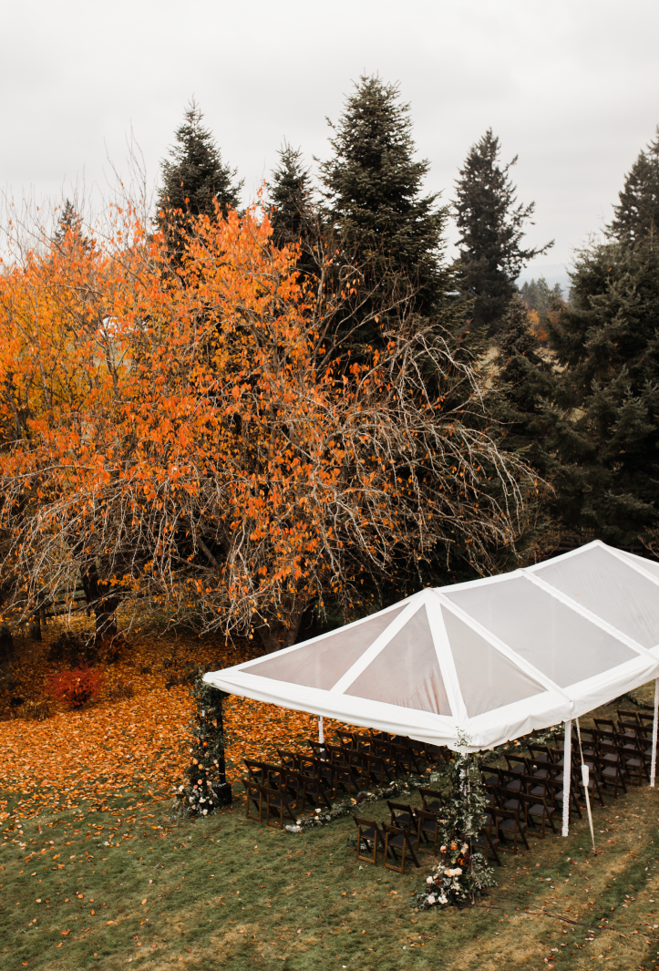 Fall-Wedding-in-a-Tent