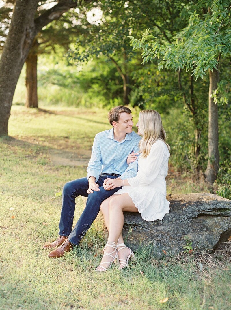 Fayetteville-Arkansas-Engagement-Session-31