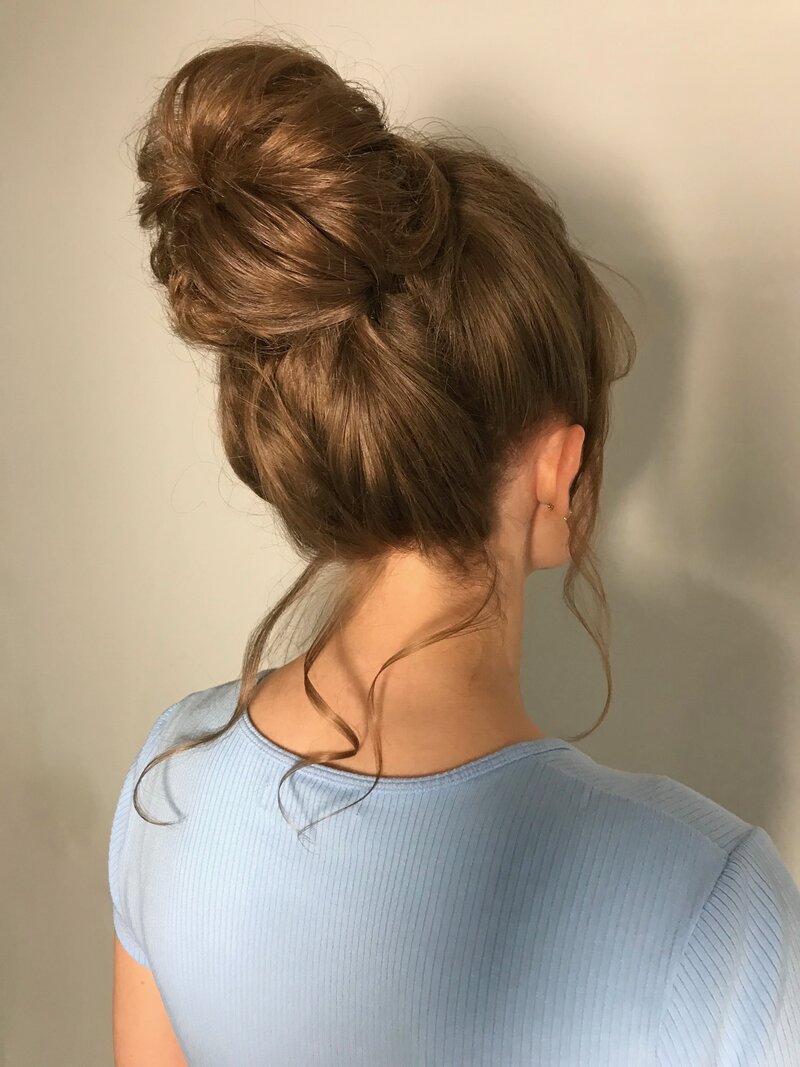 Clean texture High Bun Updo October 2021 picture