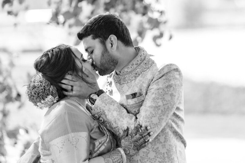 milwaukee-indian-wedding-veterans-terrace-the-paper-elephant-0022