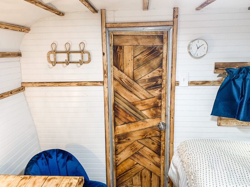 sun-chaser-interior-scaled