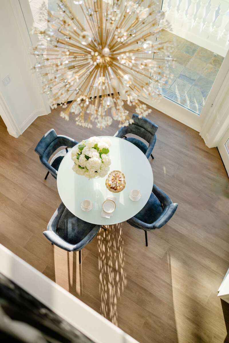 29_WagonTrain_BreakfastNook