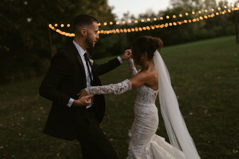 mustard seed gardens indy indianapolis noblesville indiana wedding photographer bellagio florals something blue stylists-83