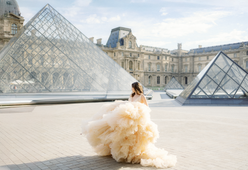 bride at the louvre