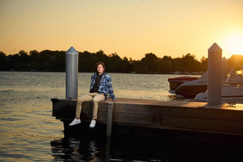 Senior Portrait On Lakeside Dock photographer in st. paul -02