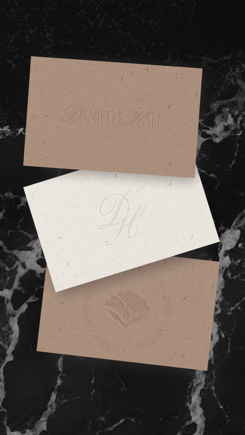 Minimal Aesthetic Ipad On The Table Mockup Instagram Story (2)