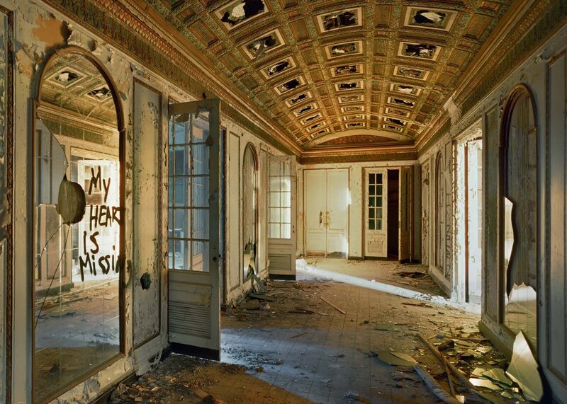 Lee Plaza Peacock Alley_4