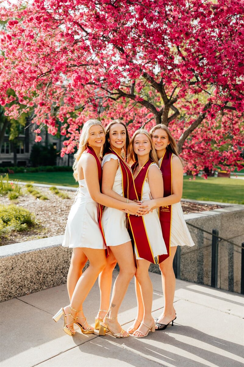 SophiaIezzi+FriendsGradPhotos_0108_websize