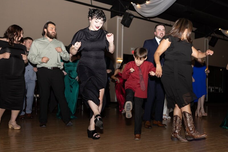 classic-and-documentary-style-wedding-photography-264