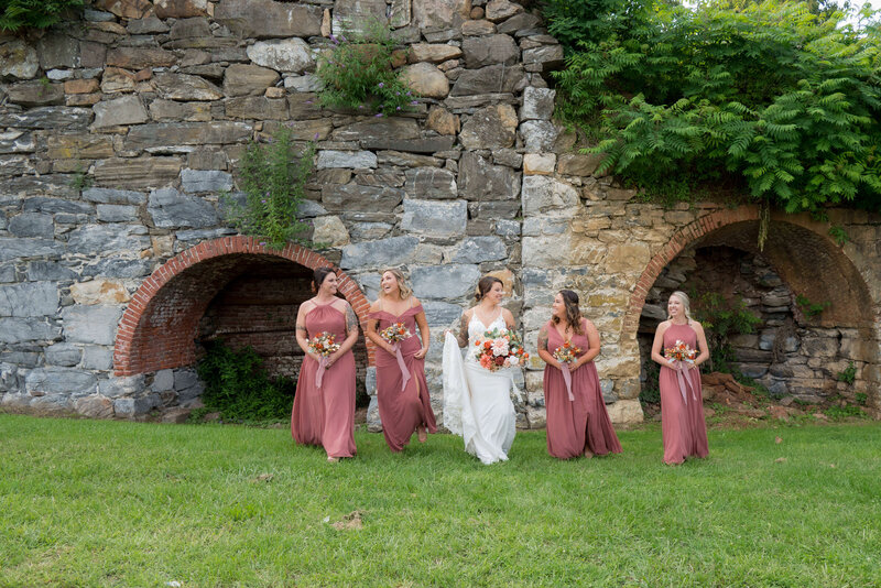 WeddingPartyfinal_HarrisburgHersheyLancasterWeddingPhotographer__PhotographybyErinLeigh_0049