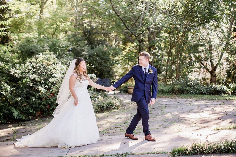 holding hands by knoxville wedding photographer, amanda may photos