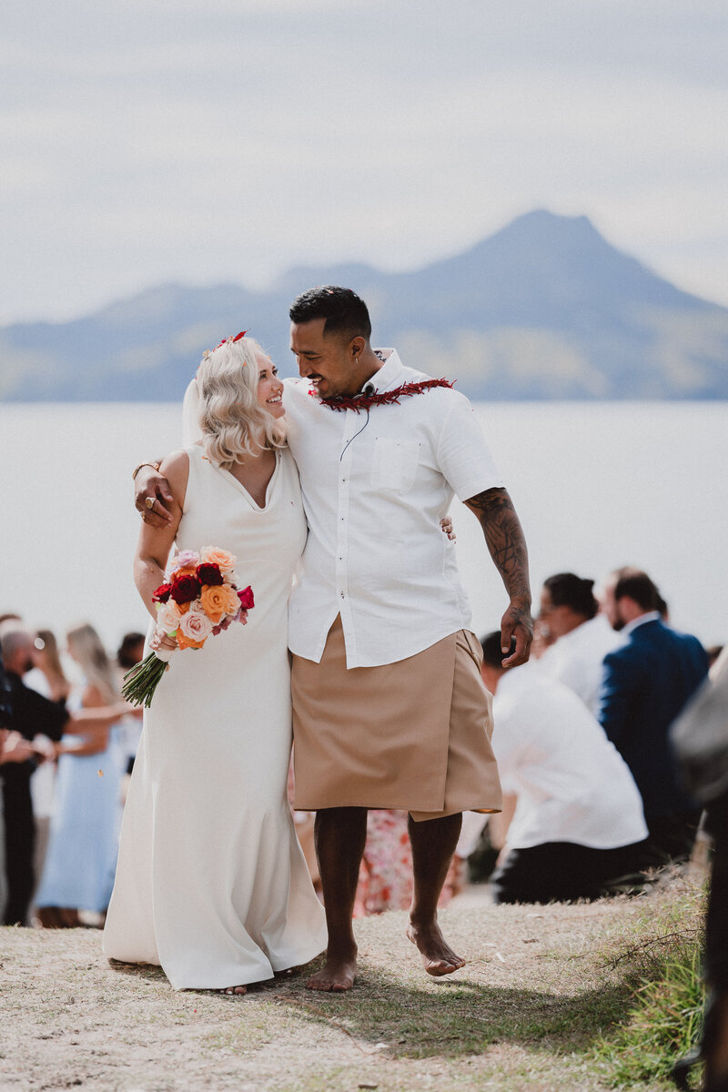 Kiwi beach wedding in the Coromandel, New Zealand