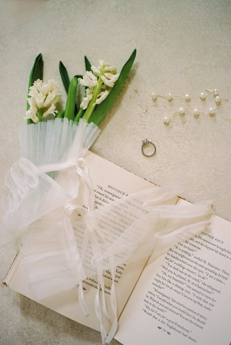 Spring-Intimate-Wedding-Northern-Virginia-on-35mm-Film-1