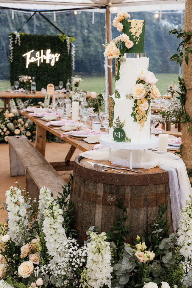 B52ABB79-3107-4085-A800-468C1CC56E71