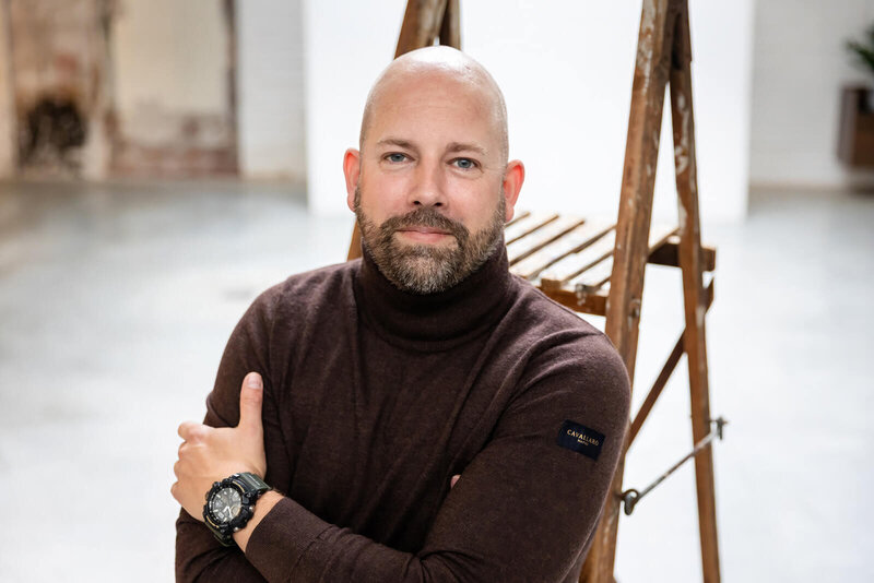 Studio Paoline Kruijssen - portfolio zakelijke personal branding fotografie - Roland NIelen Consultancy - 50