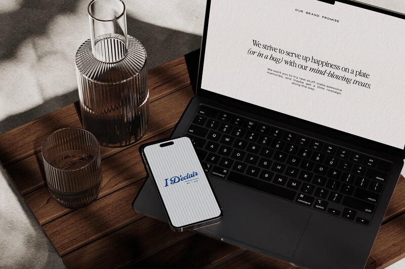 ID-mini-brand-identity-mockup-1