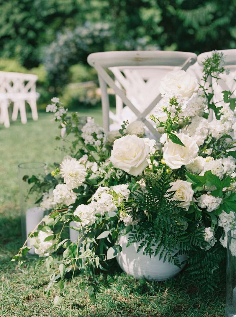 White-and-Green-Chateau-Lill-Wedding-Flora-Nova-Design-Seattle-00001