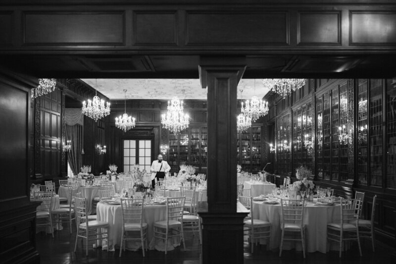Casa-Loma-Toronto-film-wedding-photographer-raphaellegranger