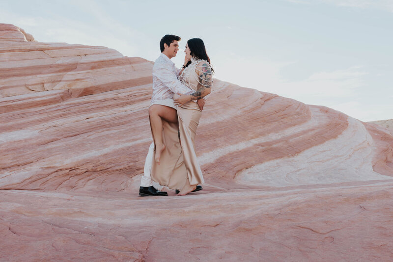 newlyweds on red rocks