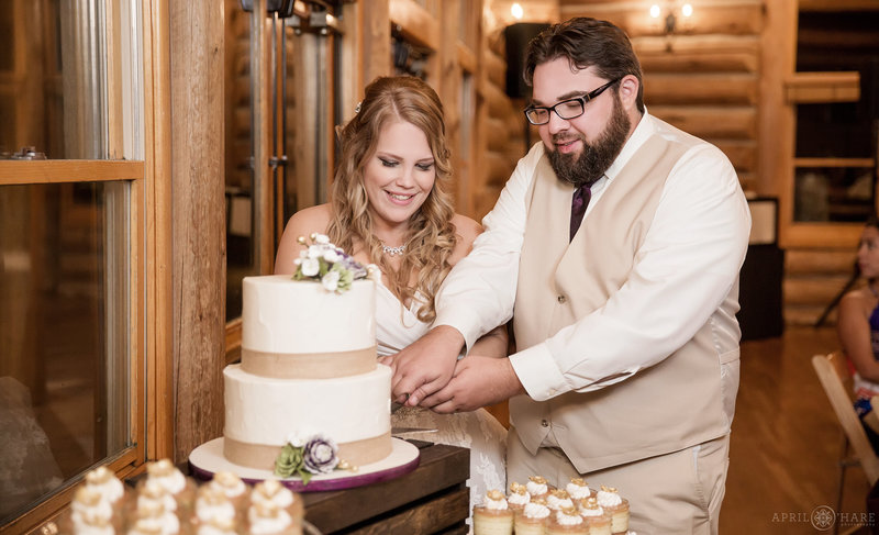 Colorado-Wedding-Cake-Baker-Elevate-Cake-Wedding-Vendor-Directory-1