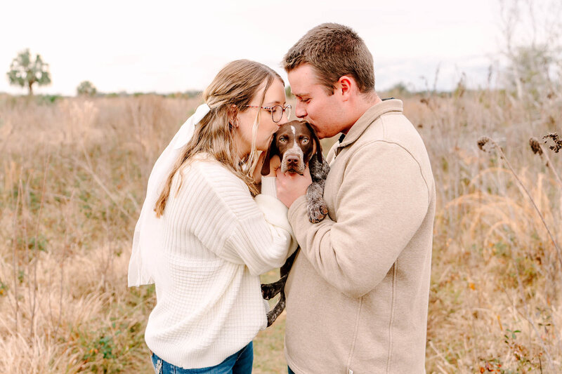 Gabby_Darling_Photography_engagement_photography_gallery_pear_park_puppy